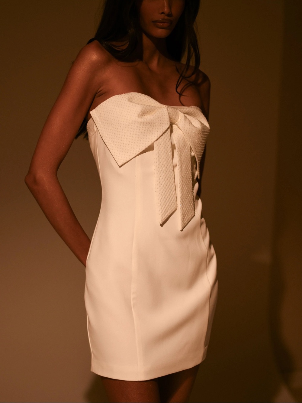 MESHKI Saoirse White Diamante Bow Strapless Mini Dress NWT S